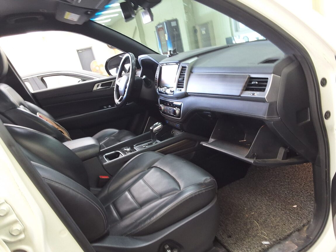 KG MOBILITY (SSANGYONG) G4 REXTON 2.2 4WD EURASIA EDITION 2019 - zdjęcie 15