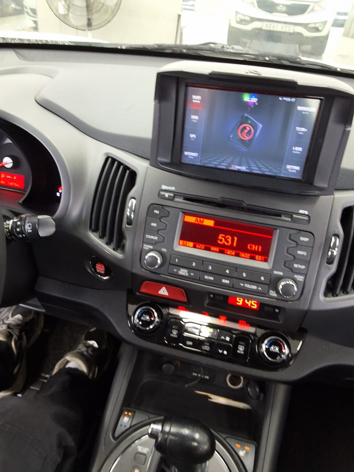 KIA SPORTAGE R DIESEL R2.0 4WD TLX LUXURY MODEL 2011 - zdjęcie 18
