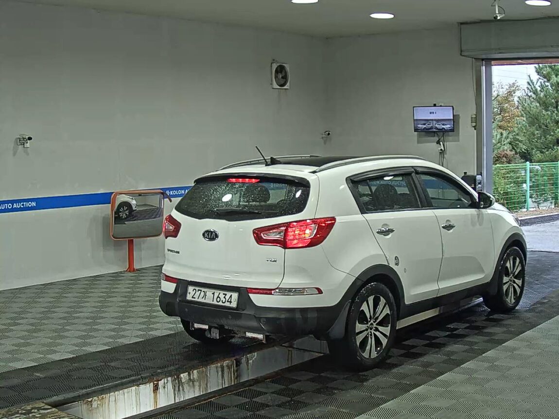 KIA SPORTAGE R DIESEL R2.0 4WD TLX LUXURY MODEL 2011 - zdjęcie 5
