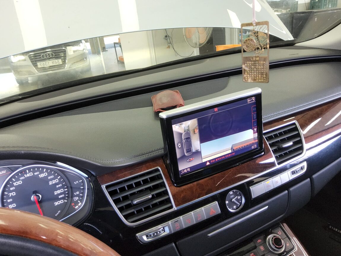AUDI A8 (3RD GEN) 3.0 TDI QUATTRO LWB 2013 - zdjęcie 17