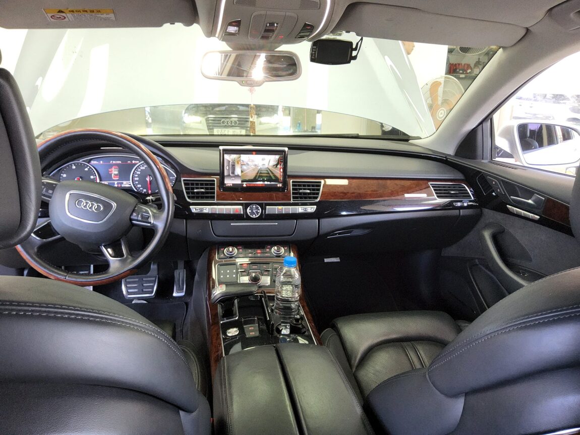 AUDI A8 (3RD GEN) 3.0 TDI QUATTRO LWB 2013 - zdjęcie 11