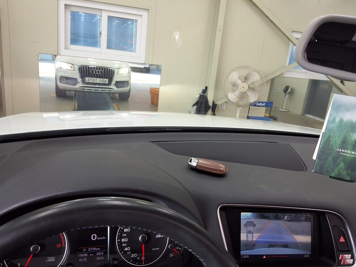 AUDI Q5 3.0 TDI QUATTRO DYNAMIC 2013 - zdjęcie 25
