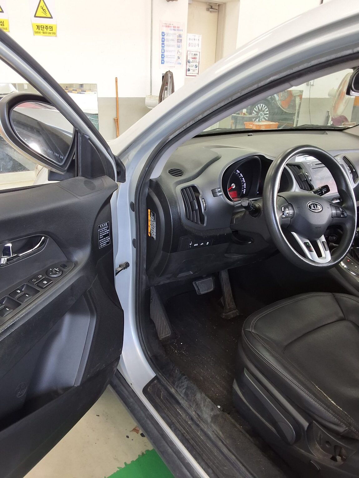 KIA SPORTAGE R DIESEL R2.0 2WD TLX PREMIUM MODEL 2012 - zdjęcie 10