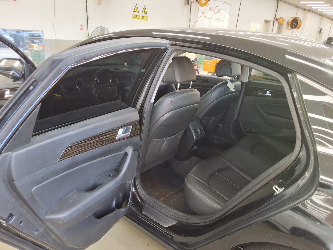 HYUNDAI LF SONATA 2.0 CVVL SMART 2016 - zdjęcie 12