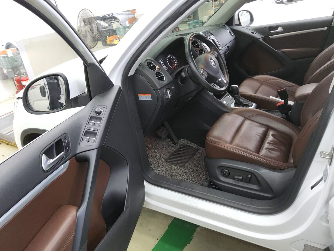 VOLKSWAGEN TIGUAN 2.0 TDI BLUEMOTION 2016 - zdjęcie 10
