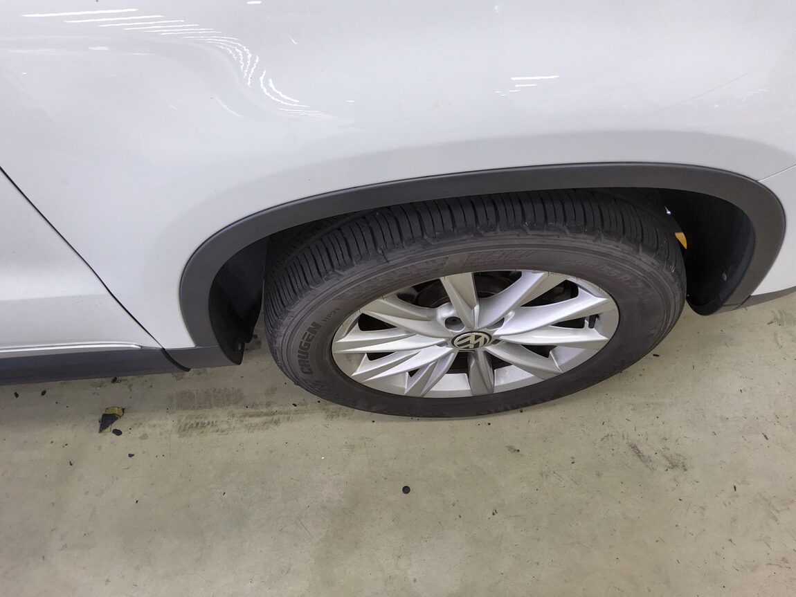 VOLKSWAGEN TIGUAN 2.0 TDI BLUEMOTION 2016 - zdjęcie 21