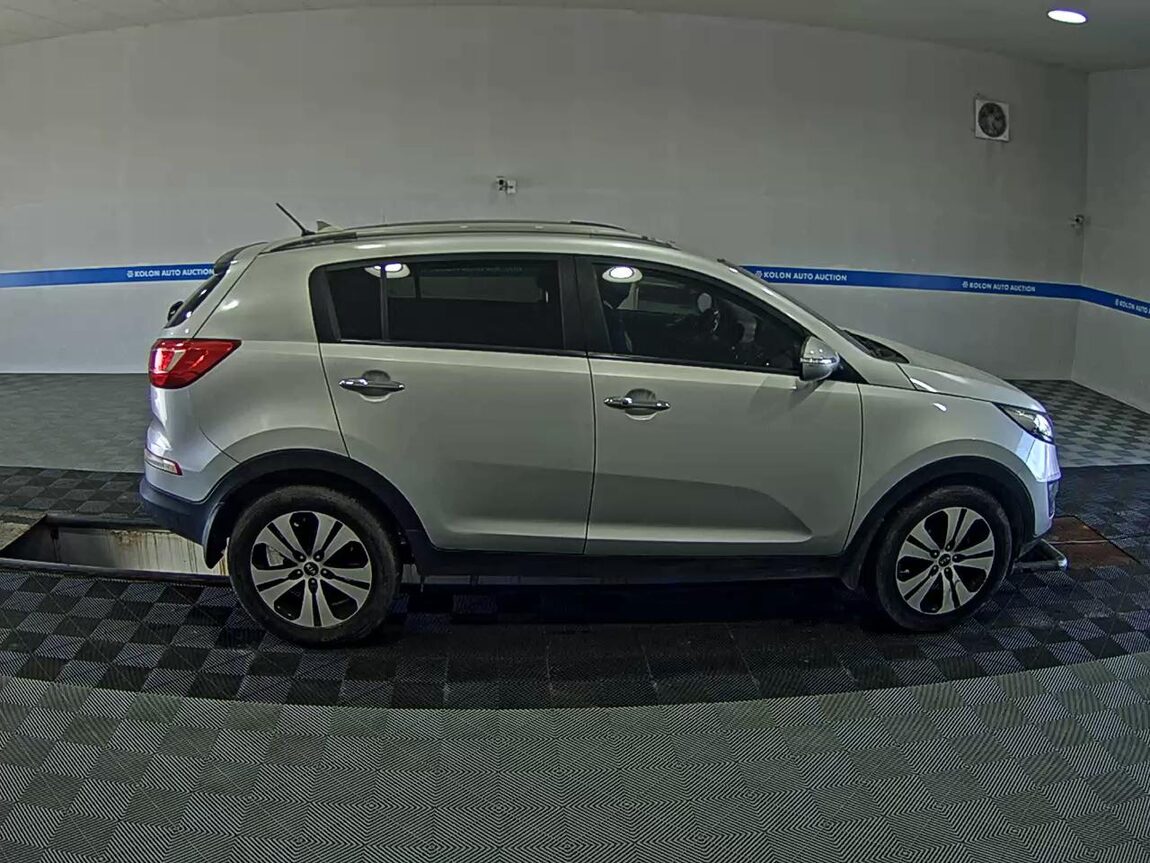 KIA SPORTAGE R DIESEL R2.0 2WD TLX LUXURY MODEL 2011 - zdjęcie 4
