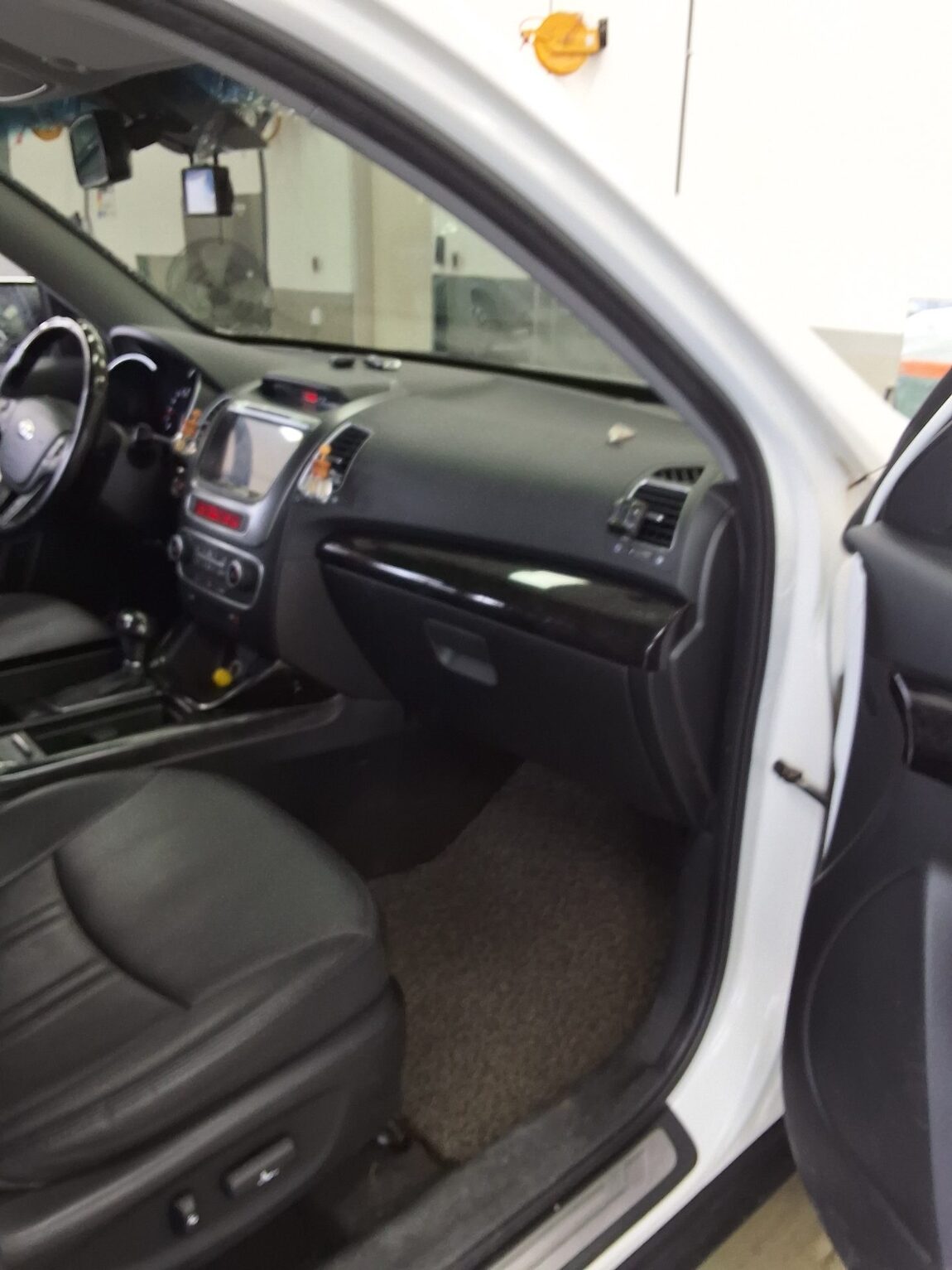 KIA NEW SORENTO R R2.2 4WD PRESTIGE 2014 - zdjęcie 14