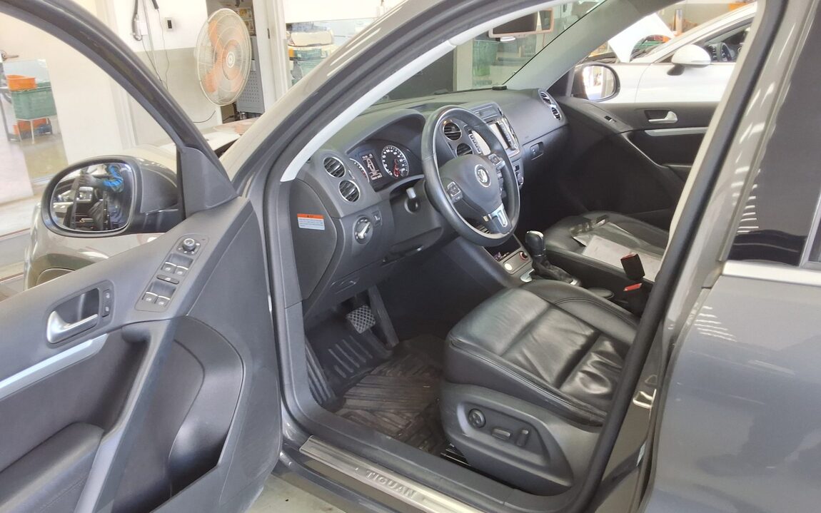 VOLKSWAGEN TIGUAN 2.0 TDI BLUEMOTION 2016 - zdjęcie 10