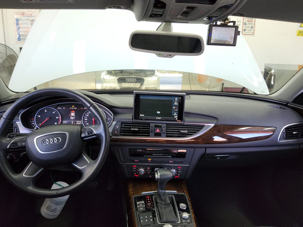 AUDI A6 (4TH GEN) 2.0 TDI 2014 - zdjęcie 11