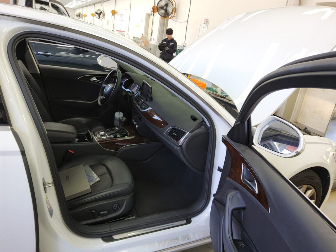 AUDI A6 (4TH GEN) 2.0 TDI 2014 - zdjęcie 14