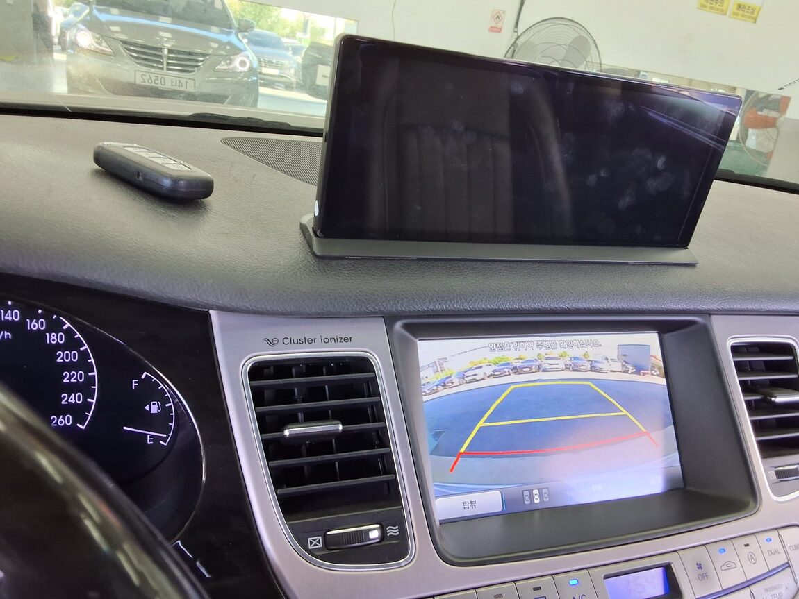 HYUNDAI GENESIS BH 330 PREMIUM 2013 - zdjęcie 18