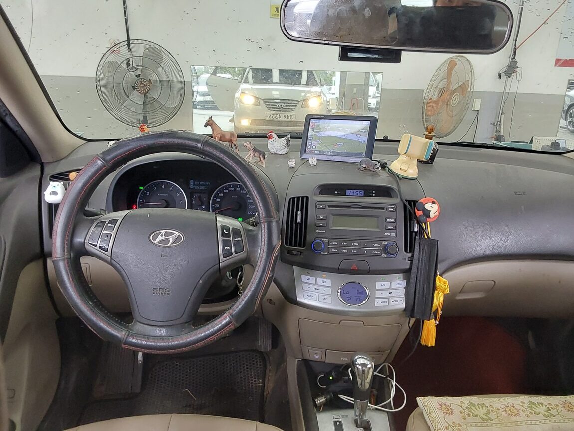 HYUNDAI AVANTE HD 1.6 VVT S16 LUXURY 2010 - zdjęcie 11