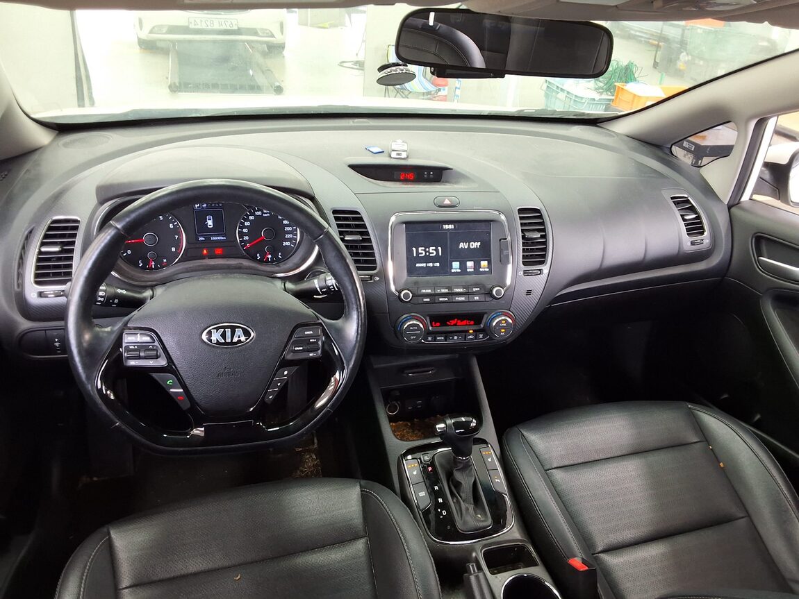 KIA THE NEW K3 1.6 GDI PRESTIGE 2016 - zdjęcie 11