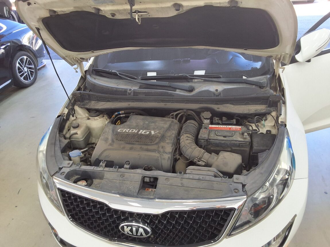 KIA THE NEW SPORTAGE R DIESEL R2.0 2WD PRESTIGE 2014 - zdjęcie 18