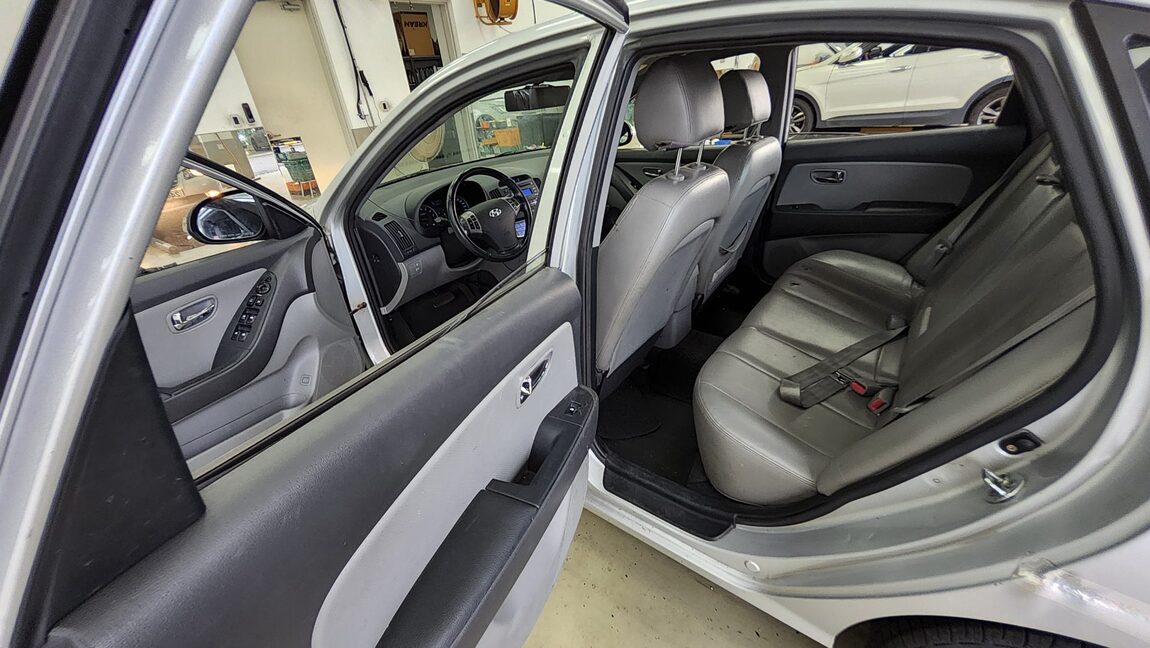 HYUNDAI AVANTE HD 1.6 VVT S16 LUXURY 2010 - zdjęcie 12