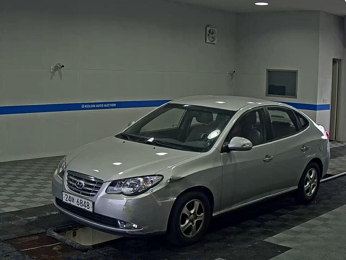 HYUNDAI AVANTE HD 1.6 VVT S16 LUXURY 2010 - zdjęcie 2