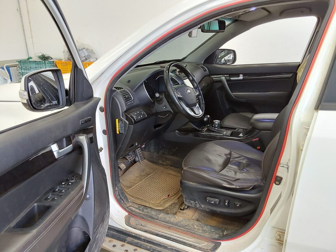 KIA NEW SORENTO R R2.2 4WD NOBLESSE 2014 - zdjęcie 10