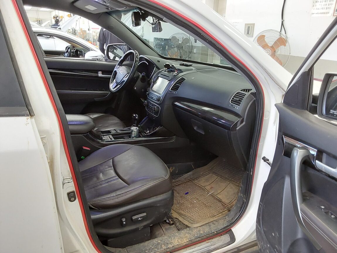 KIA NEW SORENTO R R2.2 4WD NOBLESSE 2014 - zdjęcie 14