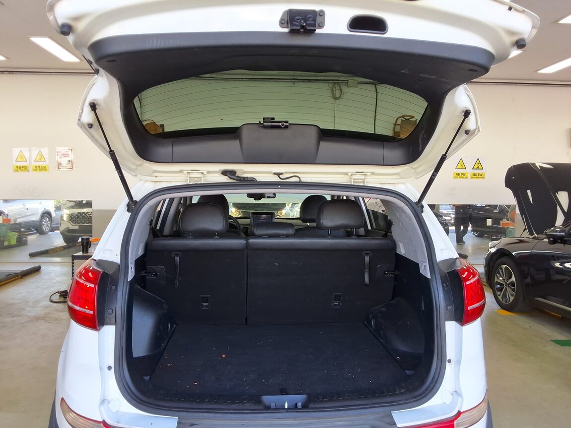 KIA SPORTAGE R DIESEL R2.0 2WD TLX PREMIUM MODEL 2011 - zdjęcie 15