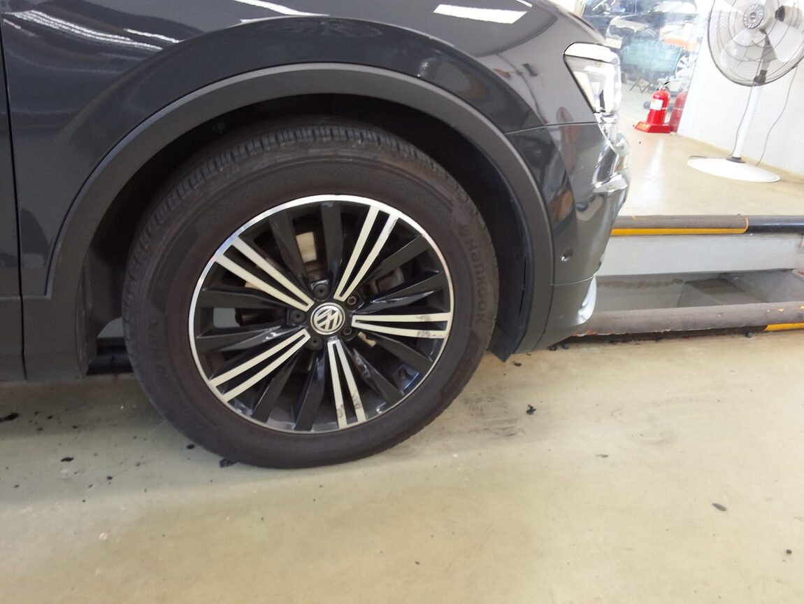 VOLKSWAGEN TIGUAN (2ND GEN) 2.0 TDI PRESTIGE 2020 - zdjęcie 24