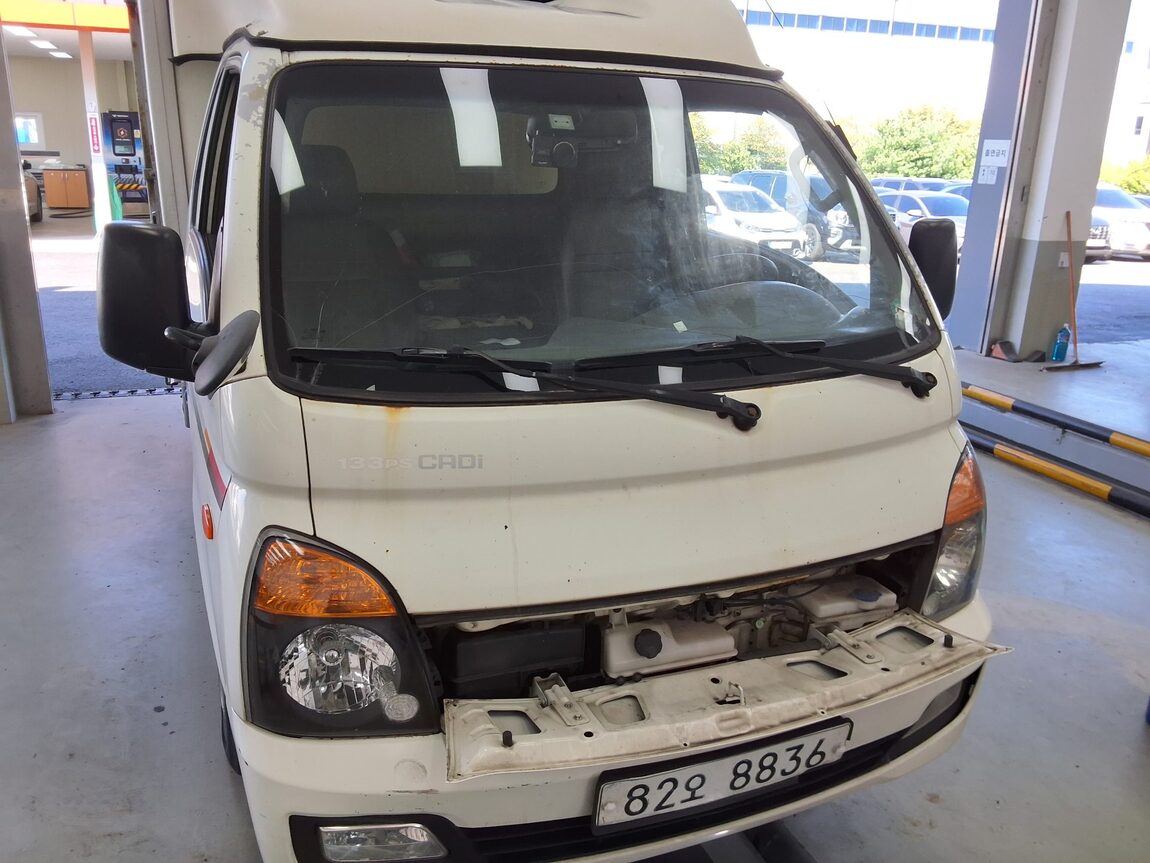 HYUNDAI PORTER II FREEZER BOX TRUCK SUPER CAB TWIN COMPRESSOR 2016 - zdjęcie 17