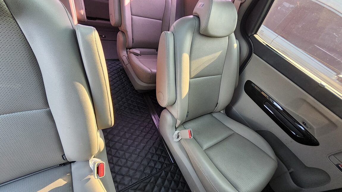 KIA THE NEW CARNIVAL 9-SEATER DIESEL PRESTIGE 2019 - zdjęcie 28