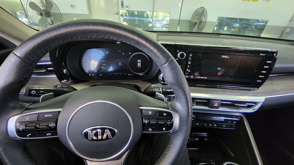 KIA NEW K5 (DL3) 1.6 GASOLINE TURBO NOBLESSE 2021 - zdjęcie 17