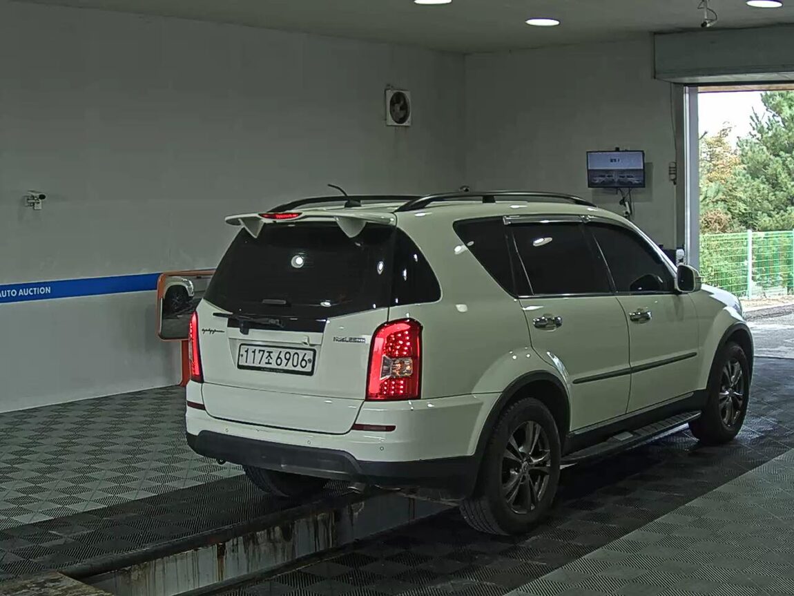 KG MOBILITY (SSANGYONG) REXTON W 2.0 4WD NOBLESSE 2014 - zdjęcie 5