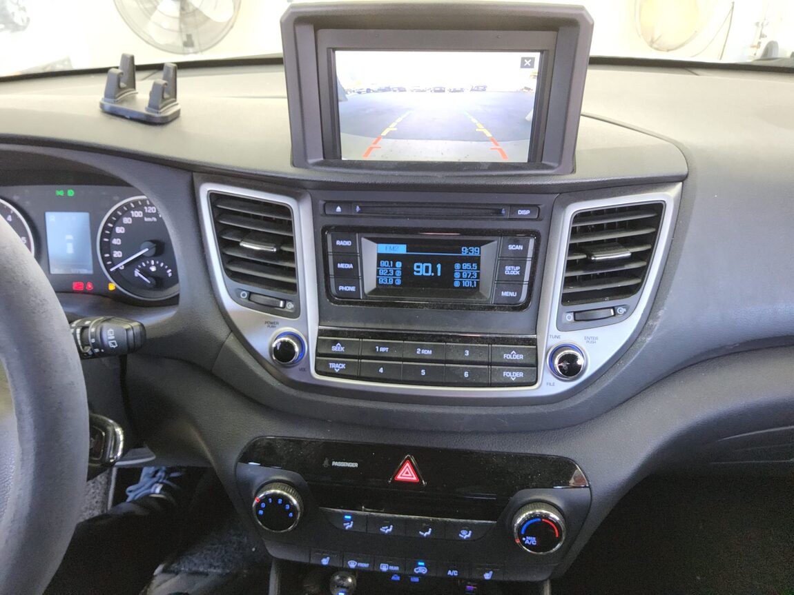 HYUNDAI ALL NEW TUCSON DIESEL 1.7 2WD STYLE 2016 - zdjęcie 17