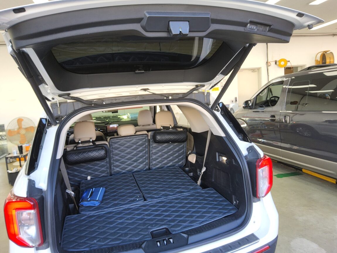 FORD EXPLORER (6TH GEN) 2.3 AWD LIMITED 2020 - zdjęcie 15