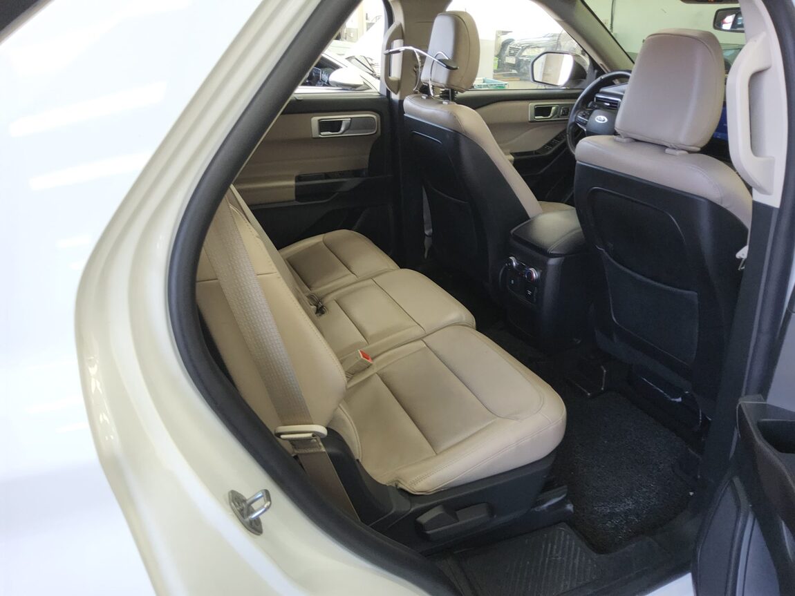 FORD EXPLORER (6TH GEN) 2.3 AWD LIMITED 2020 - zdjęcie 13