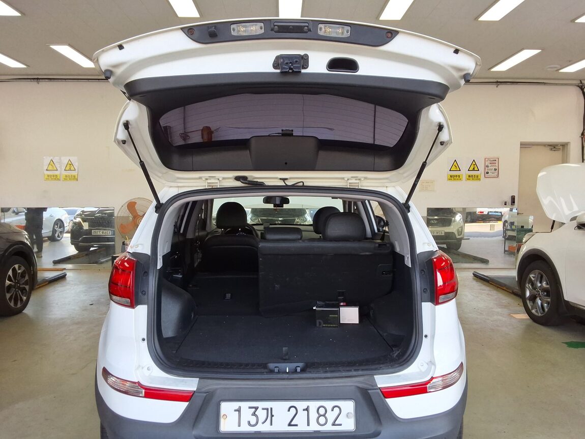 KIA THE NEW SPORTAGE R DIESEL R2.0 2WD TRENDY 2014 - zdjęcie 15