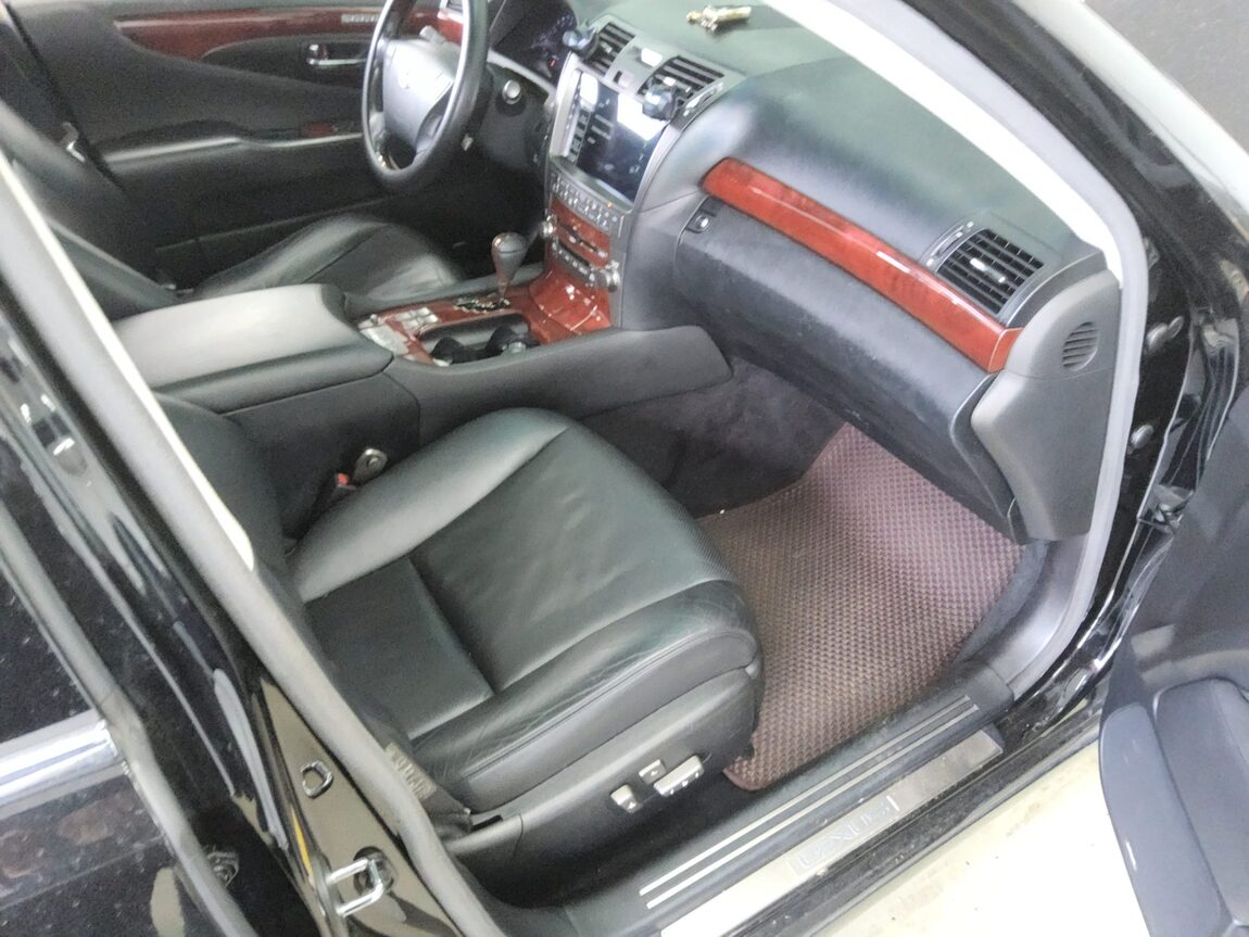 LEXUS LS (4TH GEN) 460 AWD 2009 - zdjęcie 14