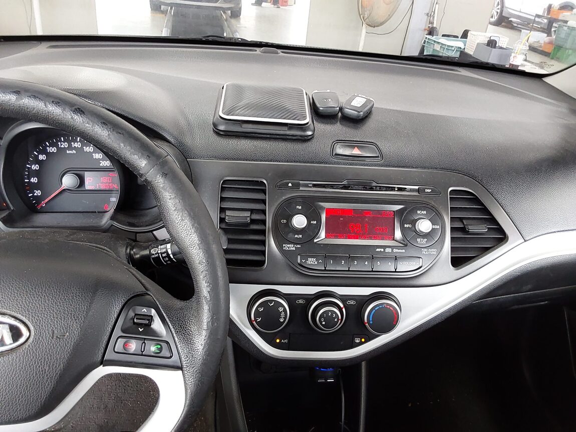 KIA ALL NEW MORNING GASOLINE LUXURY 2012 - zdjęcie 17