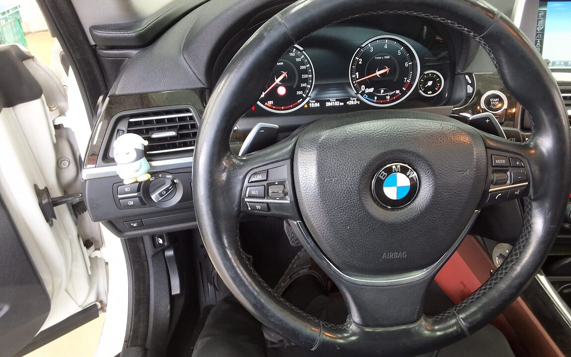 BMW 6 SERIES (3RD GEN) GRAN COUPE 640i 2014 - zdjęcie 17