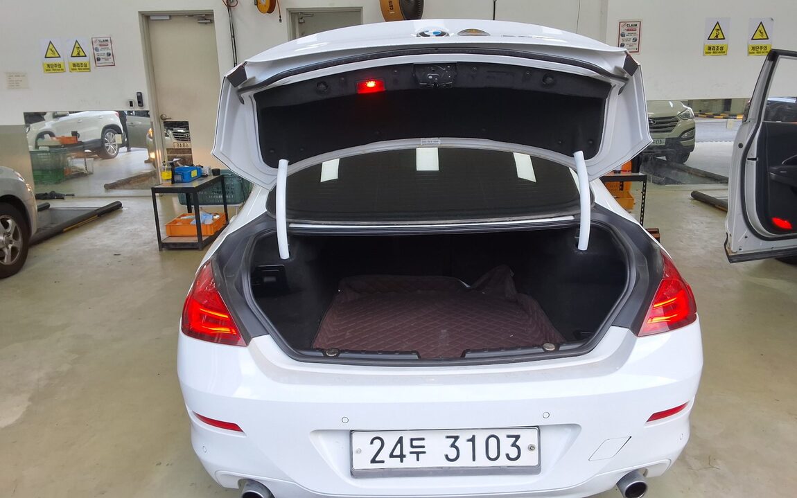 BMW 6 SERIES (3RD GEN) GRAN COUPE 640i 2014 - zdjęcie 15