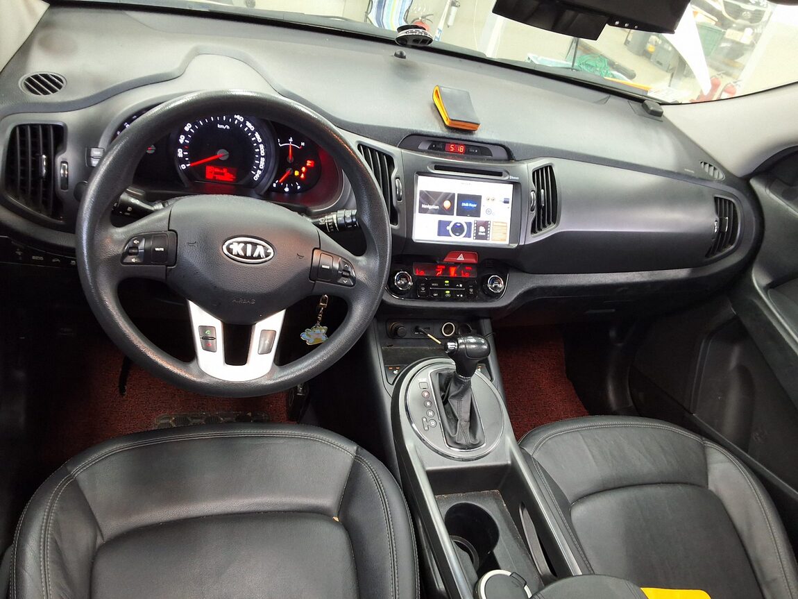 KIA SPORTAGE R DIESEL R2.0 2WD TLX PREMIUM MODEL 2011 - zdjęcie 11