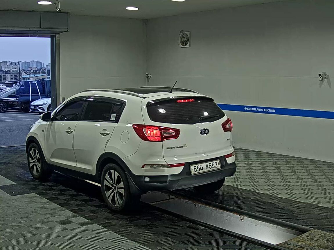 KIA SPORTAGE R DIESEL R2.0 2WD TLX PREMIUM MODEL 2011 - zdjęcie 6