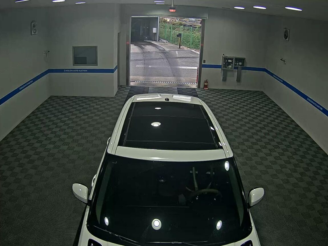 LAND ROVER RANGE ROVER SPORT (2ND GEN) 3.0 SDV6 HSE 2015 - zdjęcie 7