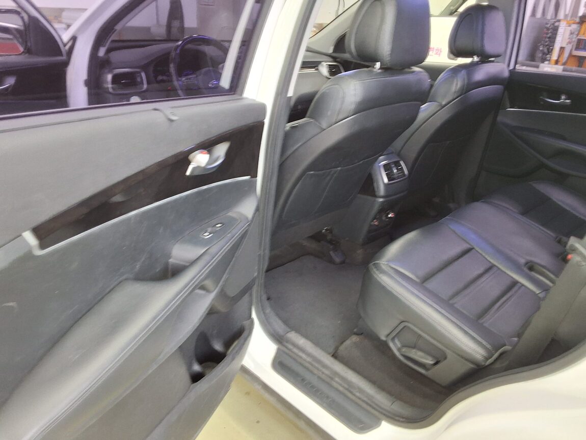 KIA ALL NEW SORENTO R2.0 2WD PRESTIGE 2015 - zdjęcie 12