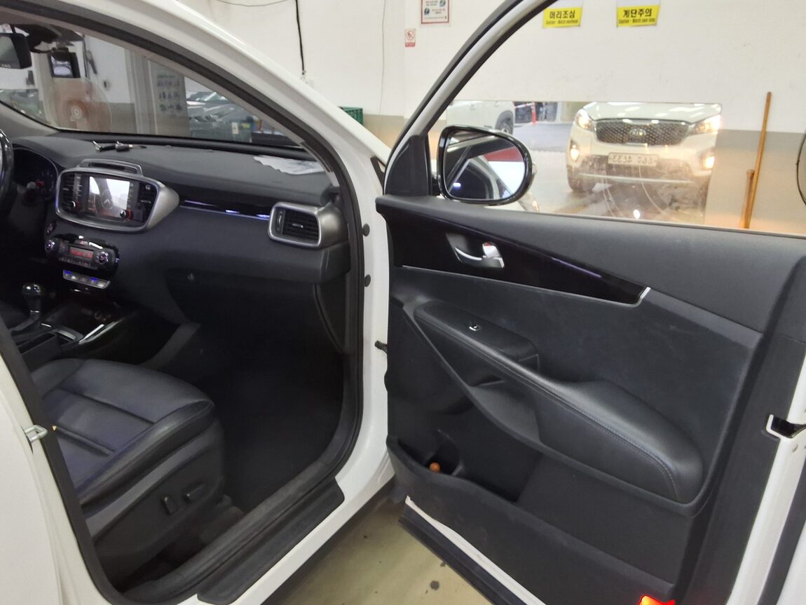 KIA ALL NEW SORENTO R2.0 2WD PRESTIGE 2015 - zdjęcie 14