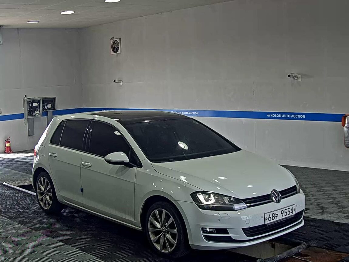 VOLKSWAGEN GOLF (7TH GEN) 2.0 TDI 2015 - zdjęcie 3