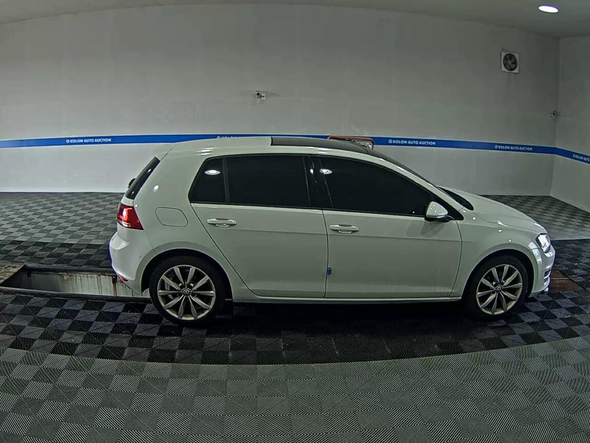 VOLKSWAGEN GOLF (7TH GEN) 2.0 TDI 2015 - zdjęcie 4