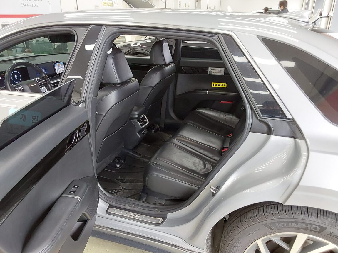 HYUNDAI THE ALL NEW GRANDEUR LPi 3.5 COMMERCIAL PREMIUM MODEL 2024 - zdjęcie 12