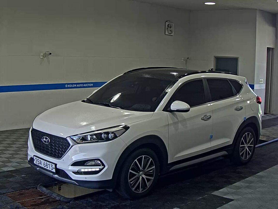 HYUNDAI ALL NEW TUCSON DIESEL 1.7 2WD PREMIUM 2017 - zdjęcie 2