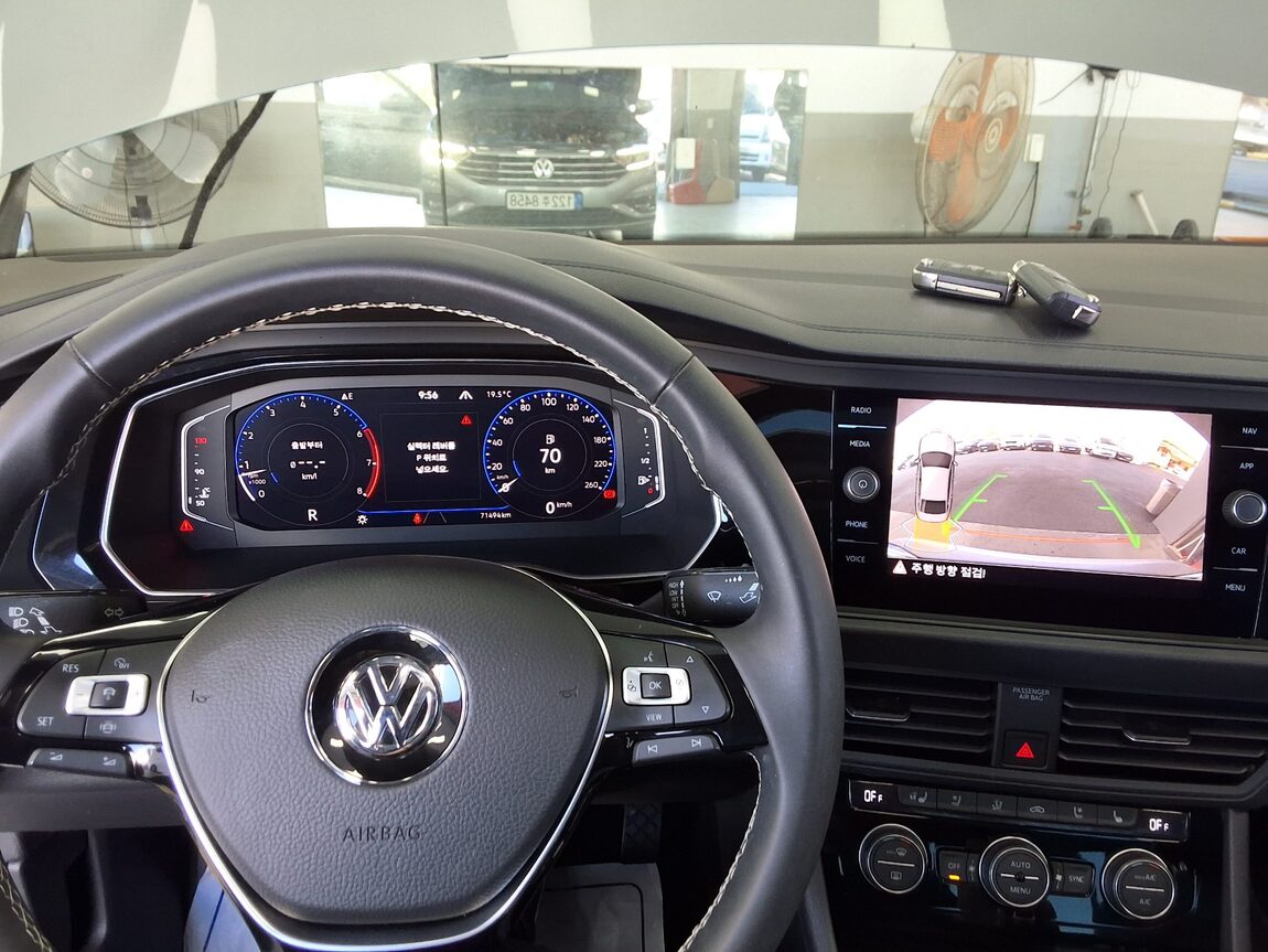VOLKSWAGEN JETTA (7TH GEN) 1.4 TSI PRESTIGE 2021 - zdjęcie 17