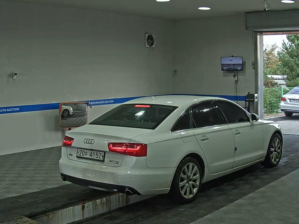 AUDI A6 (4TH GEN) 3.0 TDI QUATTRO LED PACK 2014 - zdjęcie 5