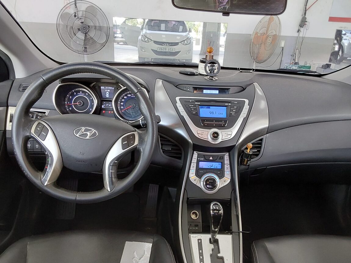 HYUNDAI AVANTE MD M16 GDi BLUE SAVER 2012 - zdjęcie 11