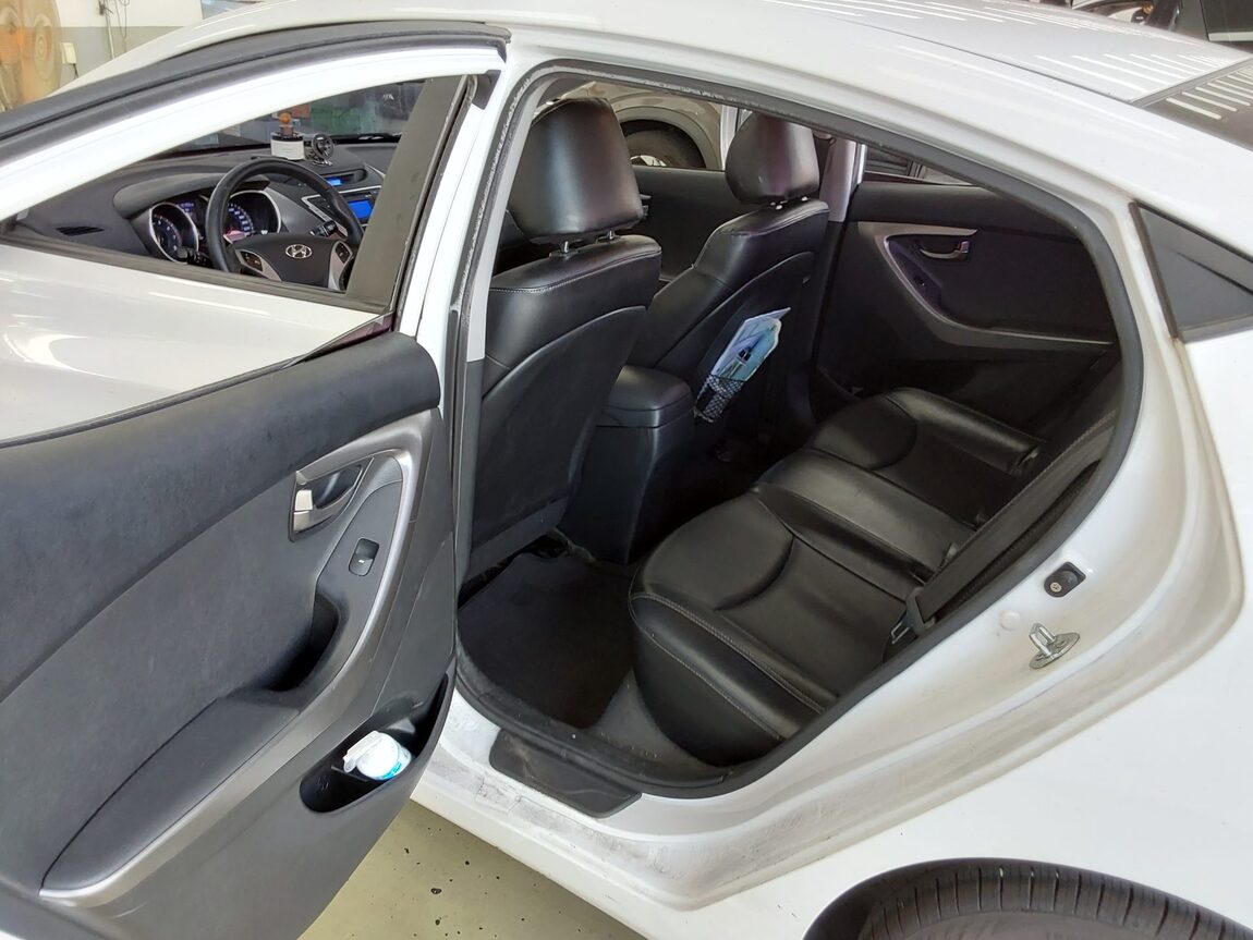 HYUNDAI AVANTE MD M16 GDi BLUE SAVER 2012 - zdjęcie 12